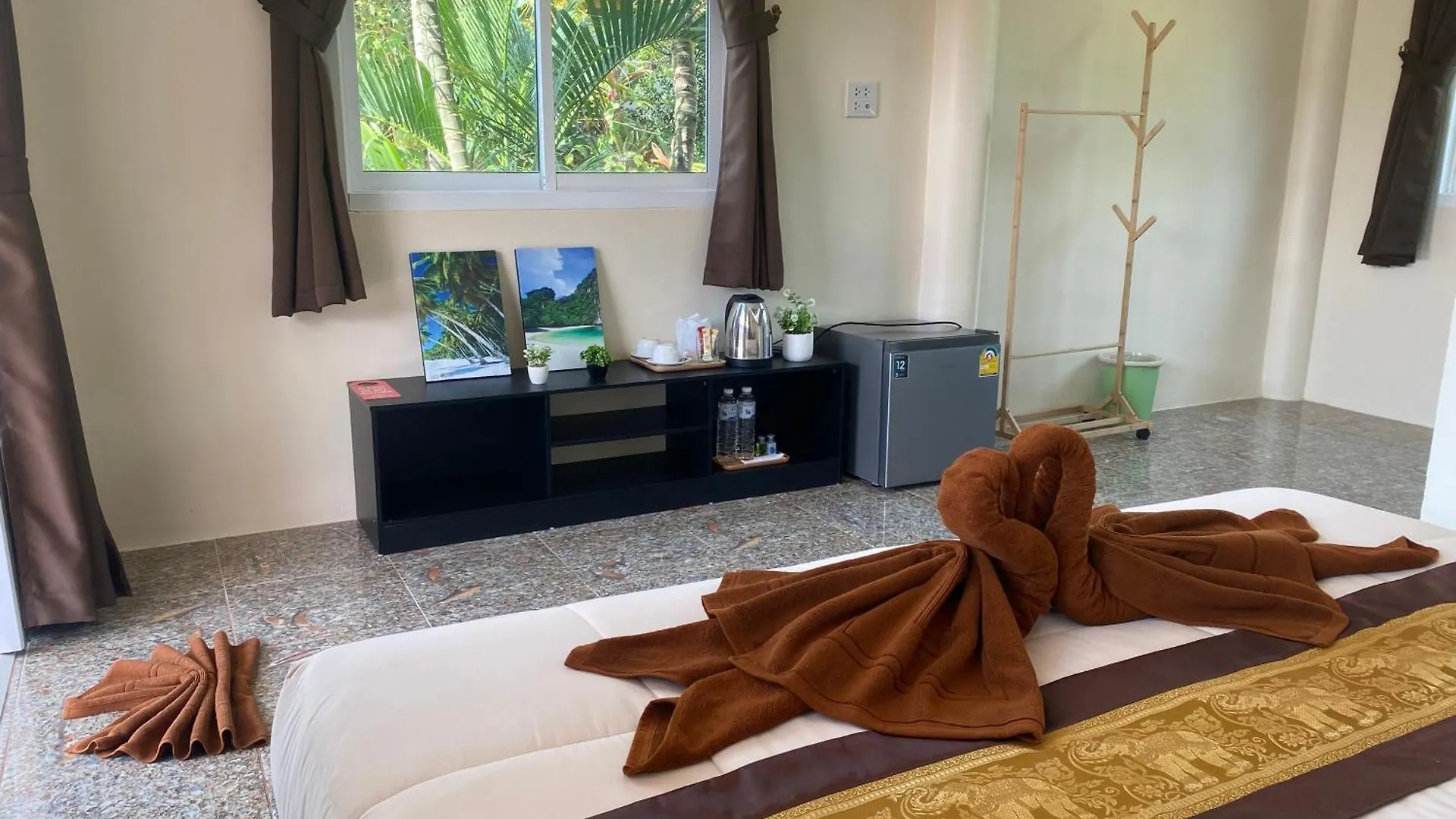 Arya Bungalow Ko Lanta Thailand