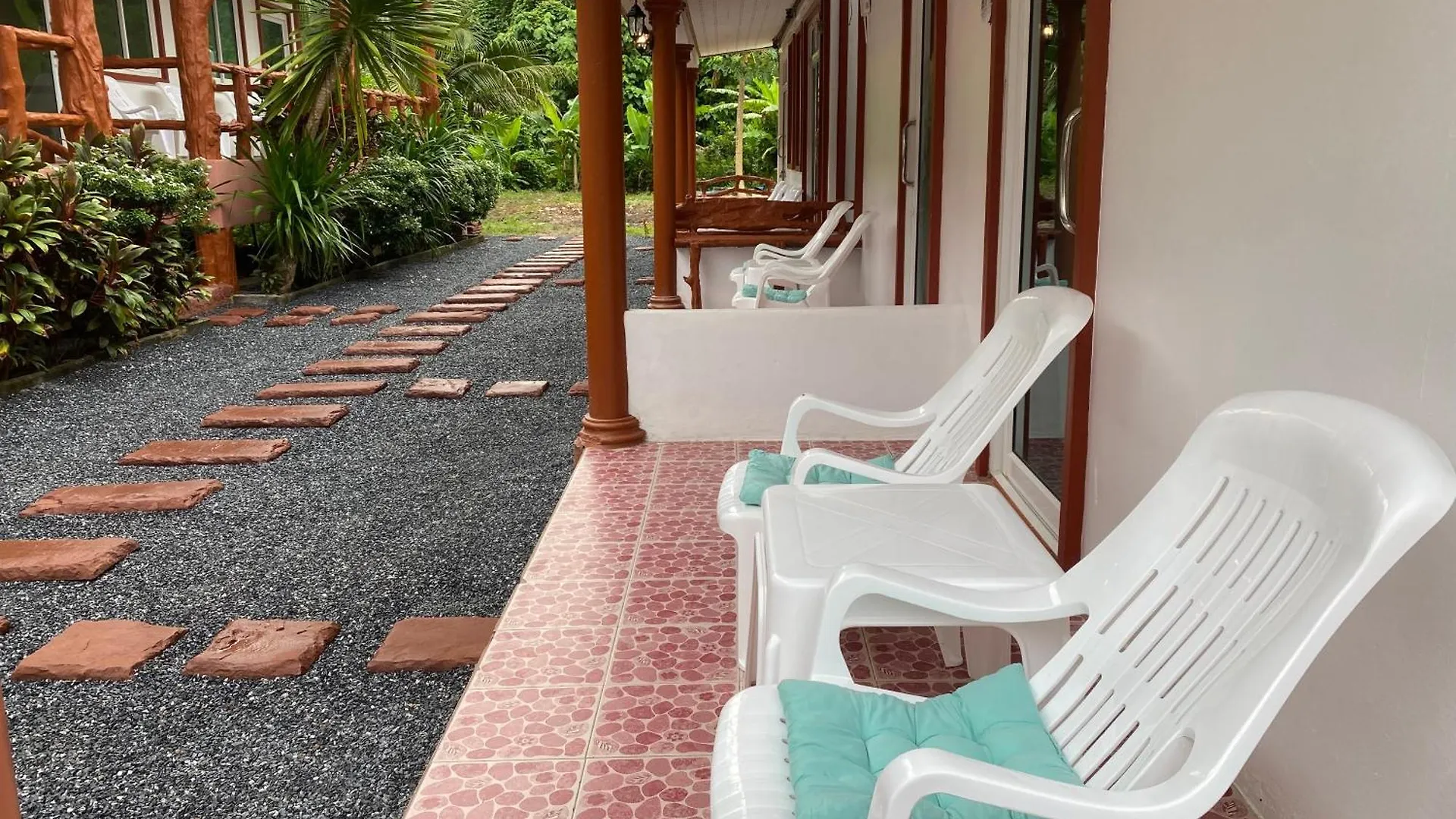 Arya Bungalow Ko Lanta Thailand